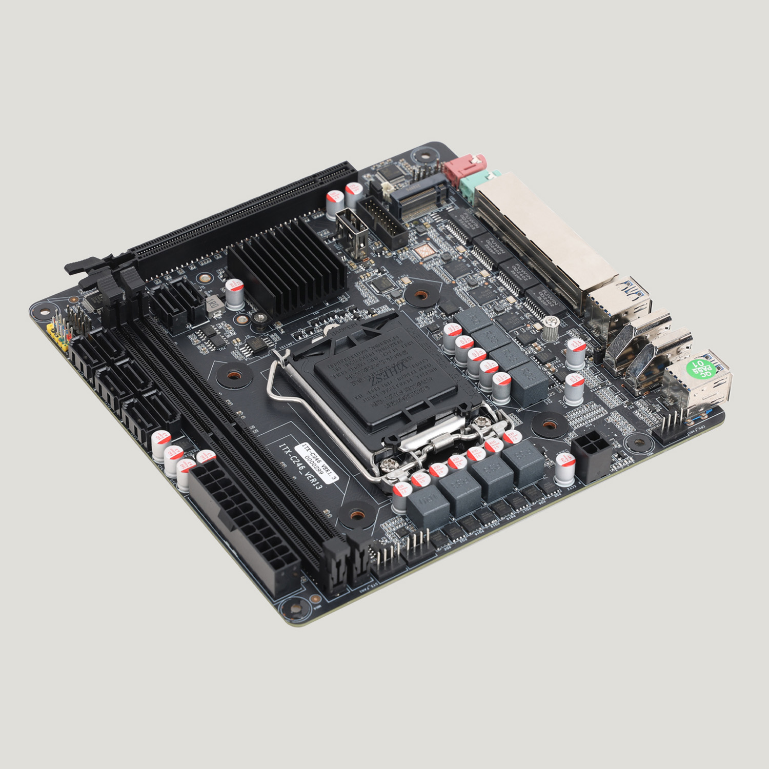 LGA1151 C246 Vpro NAS マザーボード 8 - Nas Motherboard 8 Sata Mini Itx のレビューと価格